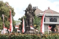 Patung Catur Muka (Four Statue)